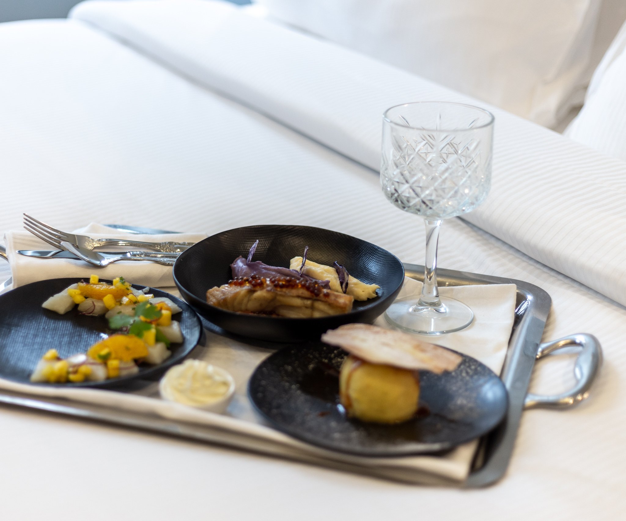 Room service bistronomique-Hôtel Normandy Le Chantier-Paris